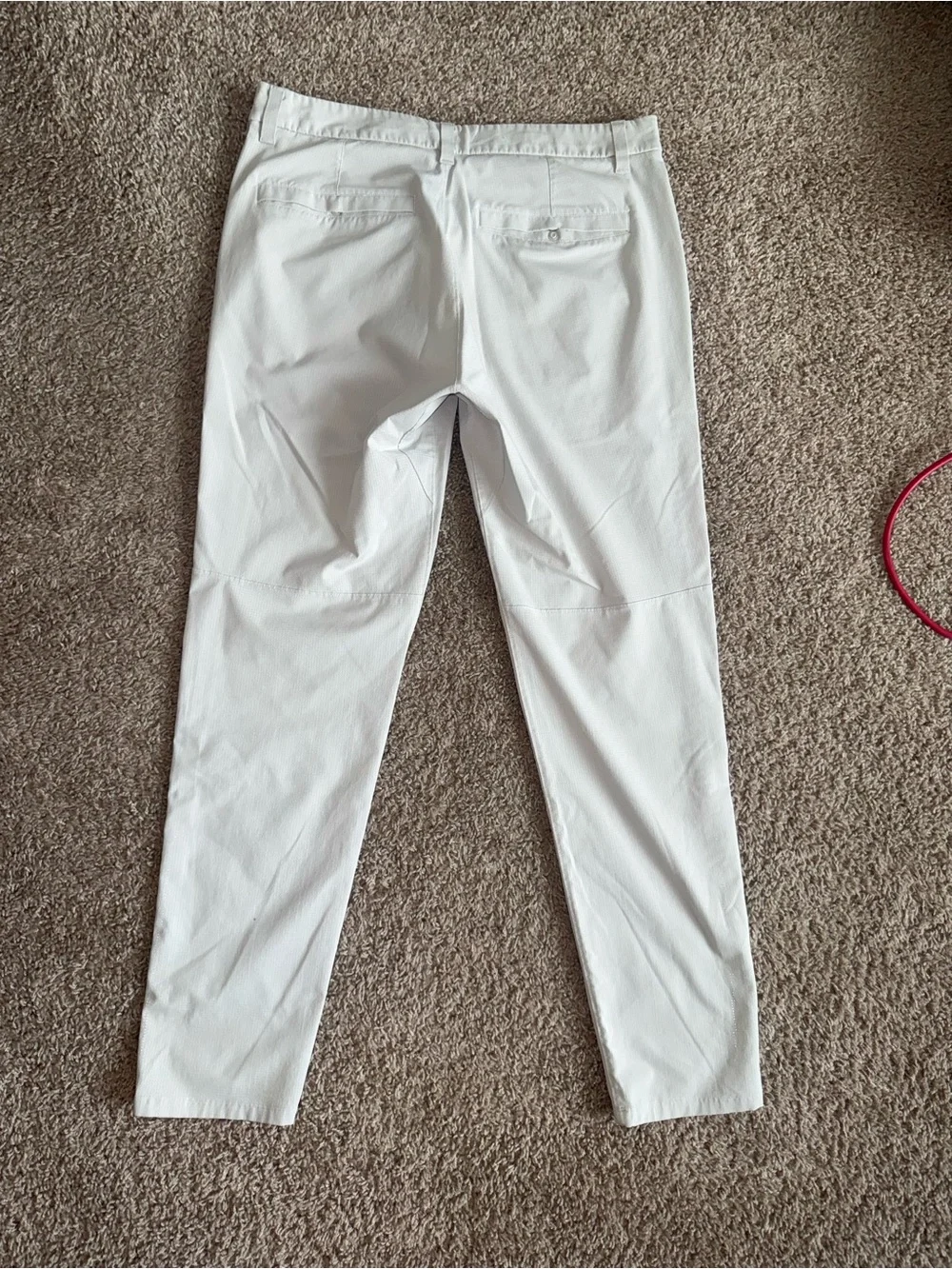 Lululemon men’s Commission Pant Slim fit size 32 WovenAir in vapor white